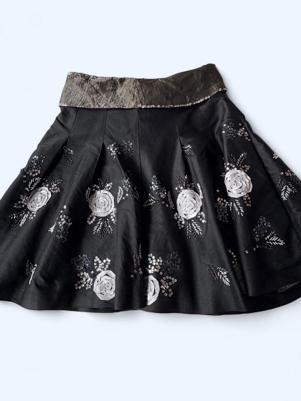 Tibi Black Silk Floral Rosette Sequin Beaded A-Line Skirt Size 10